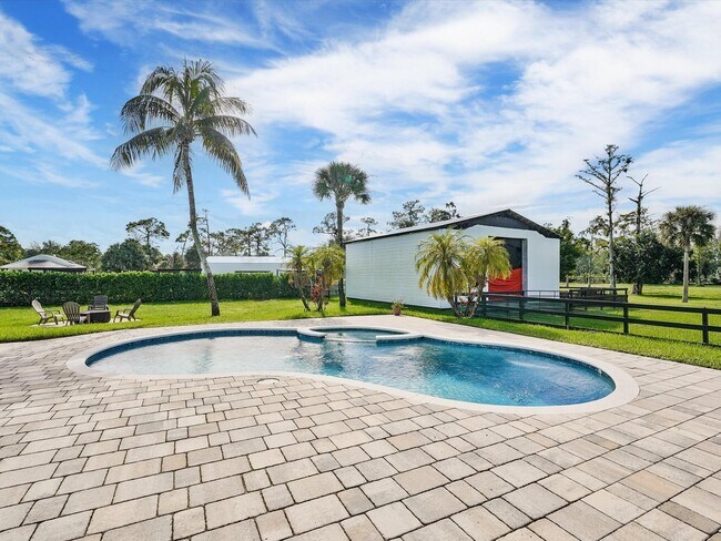 Building Photo - 1350 C Rd