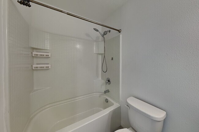 Building Photo - 3326 Azolla St