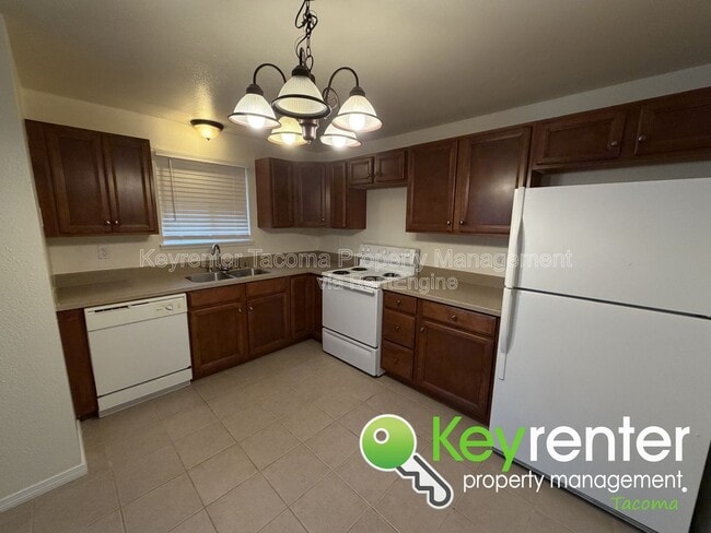 Building Photo - 3727 S D St