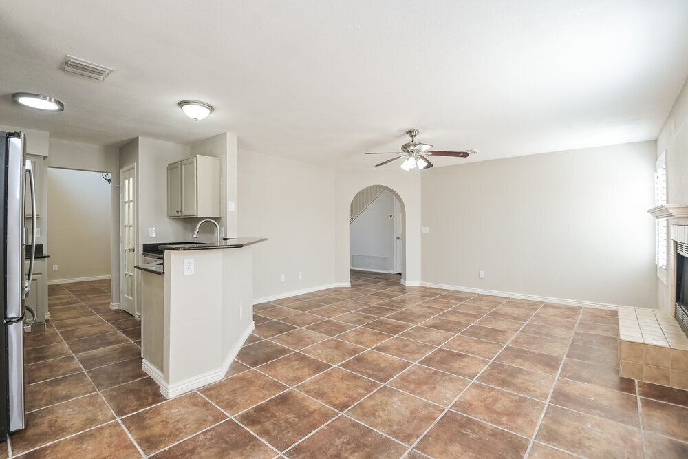 Building Photo - 2571 W Blaine Ct