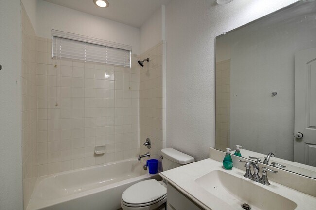 Building Photo - McKinney living at its finest 3,155 sqft., 4 bed 3 bath on a 7,455 sqft Lot