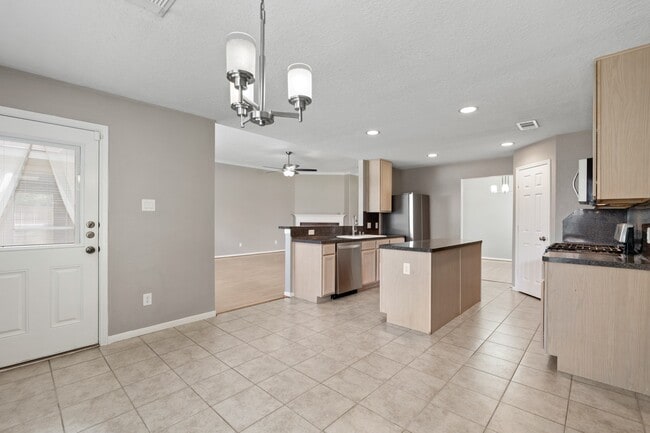 Building Photo - 23730 Prince Lawrence Ct