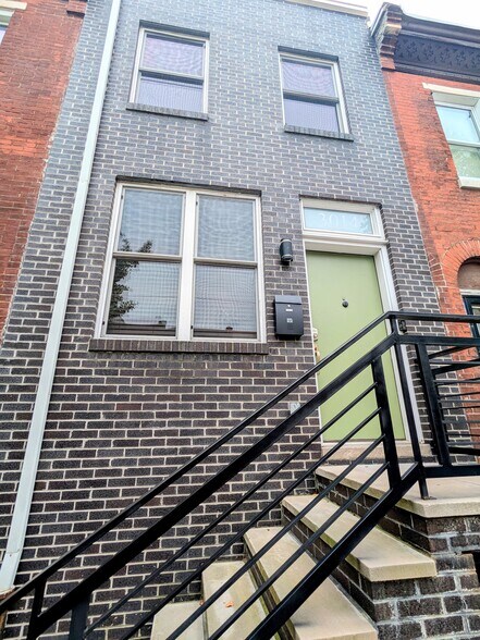 Primary Photo - 3014 W Stiles St