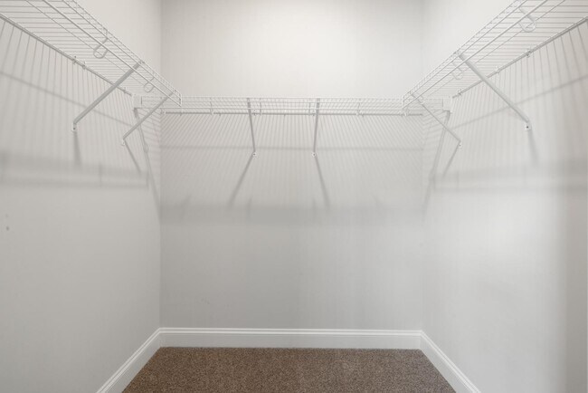 Building Photo - 55 Bushel Basket Dr