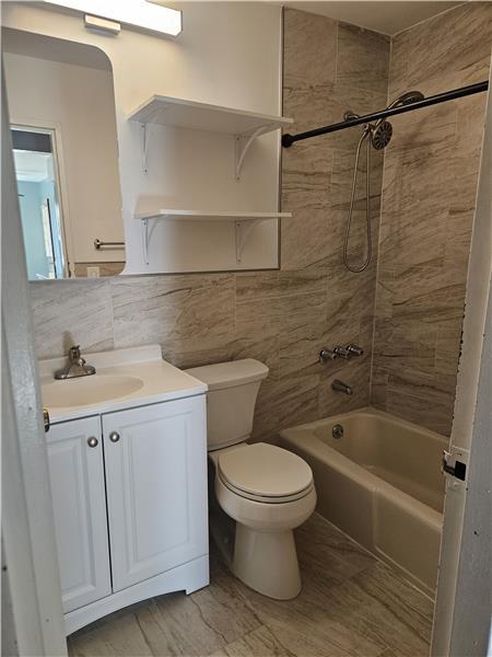 Building Photo - 50 Donna Ct