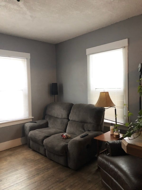 Livingroom size - 12 ft x 11 ft - 110 Glenwood Ave