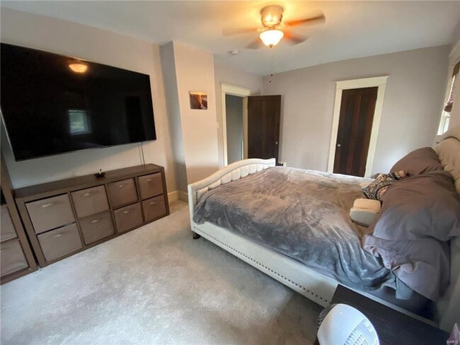 Building Photo - 743 Clark Ave