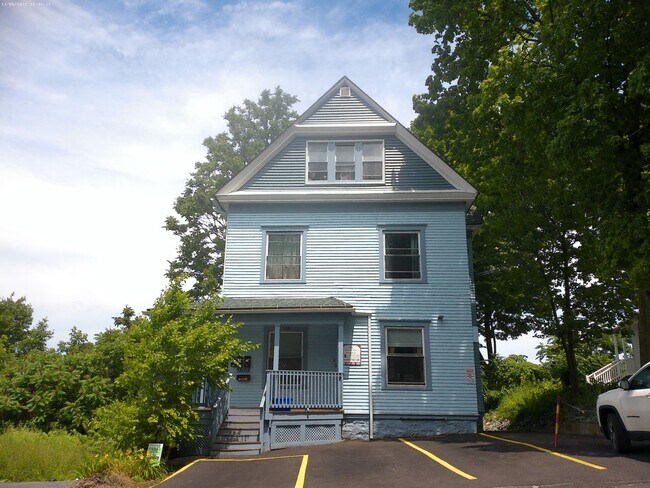 Building Photo - 113 Comstock Pl