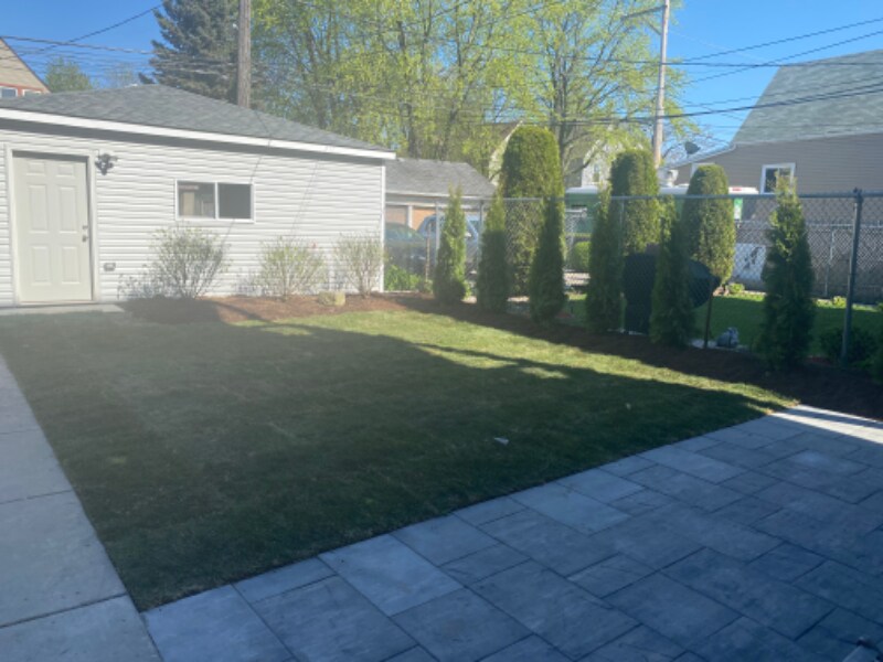 Building Photo - 3343 N Troy St