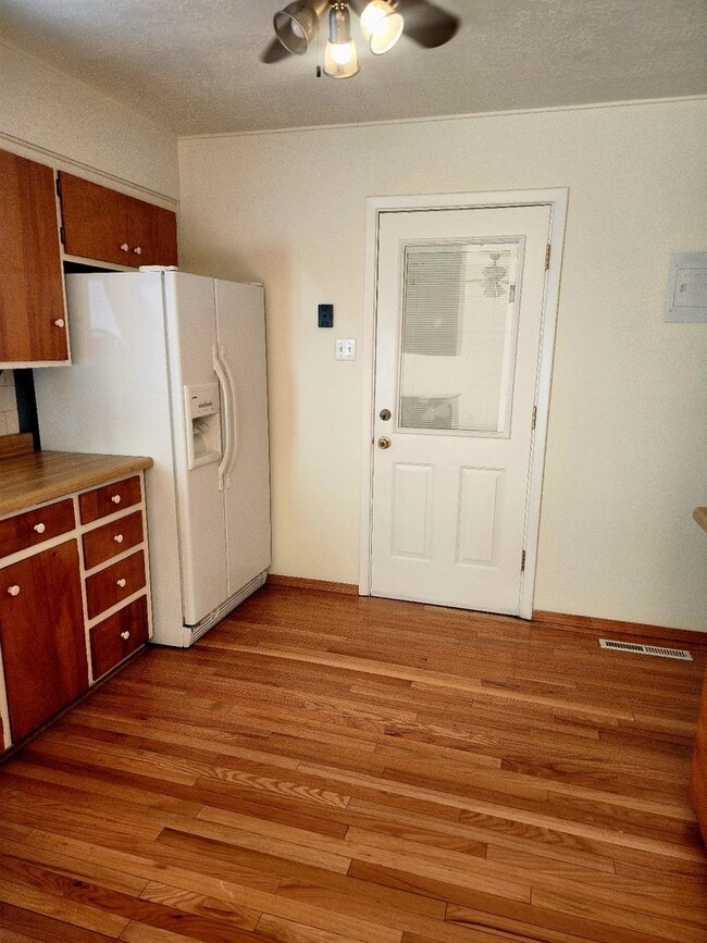 Building Photo - Cozy Home In North Valley