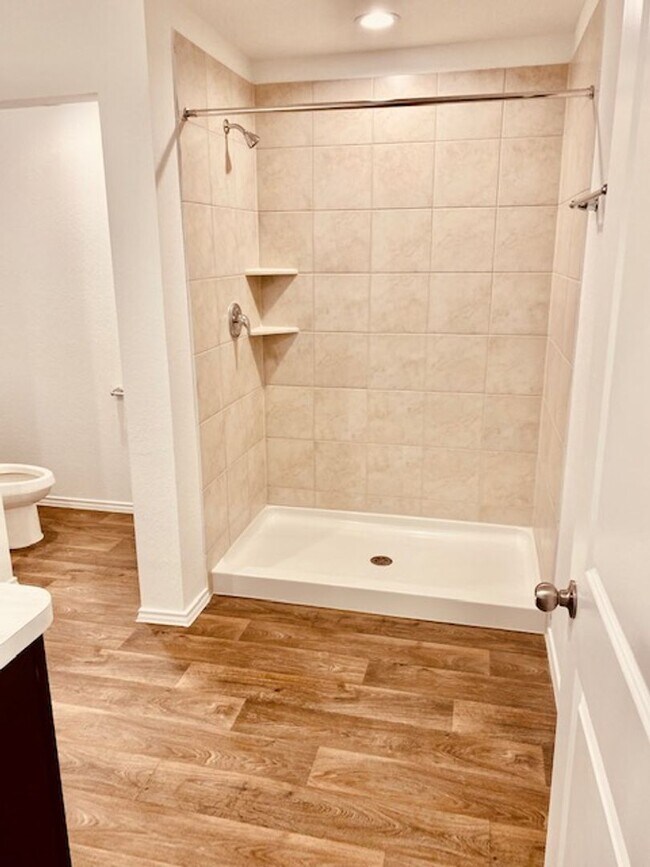 Building Photo - . BEAUTIFUL BRAND NEW 3 BEDROOM BATH HOME ...