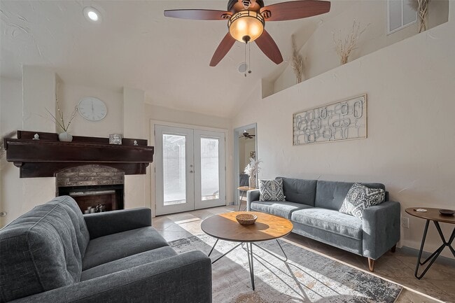 Building Photo - 30411 Arborg Dr