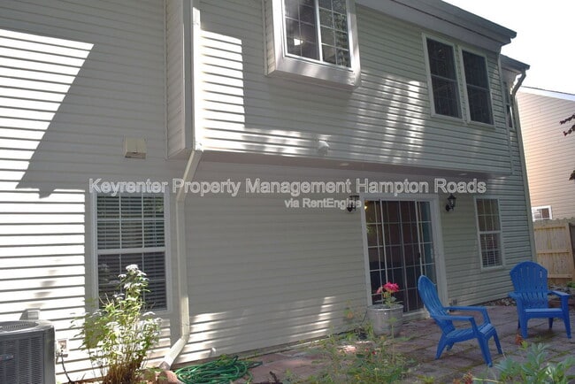Building Photo - 1125 Lady Ashley Dr