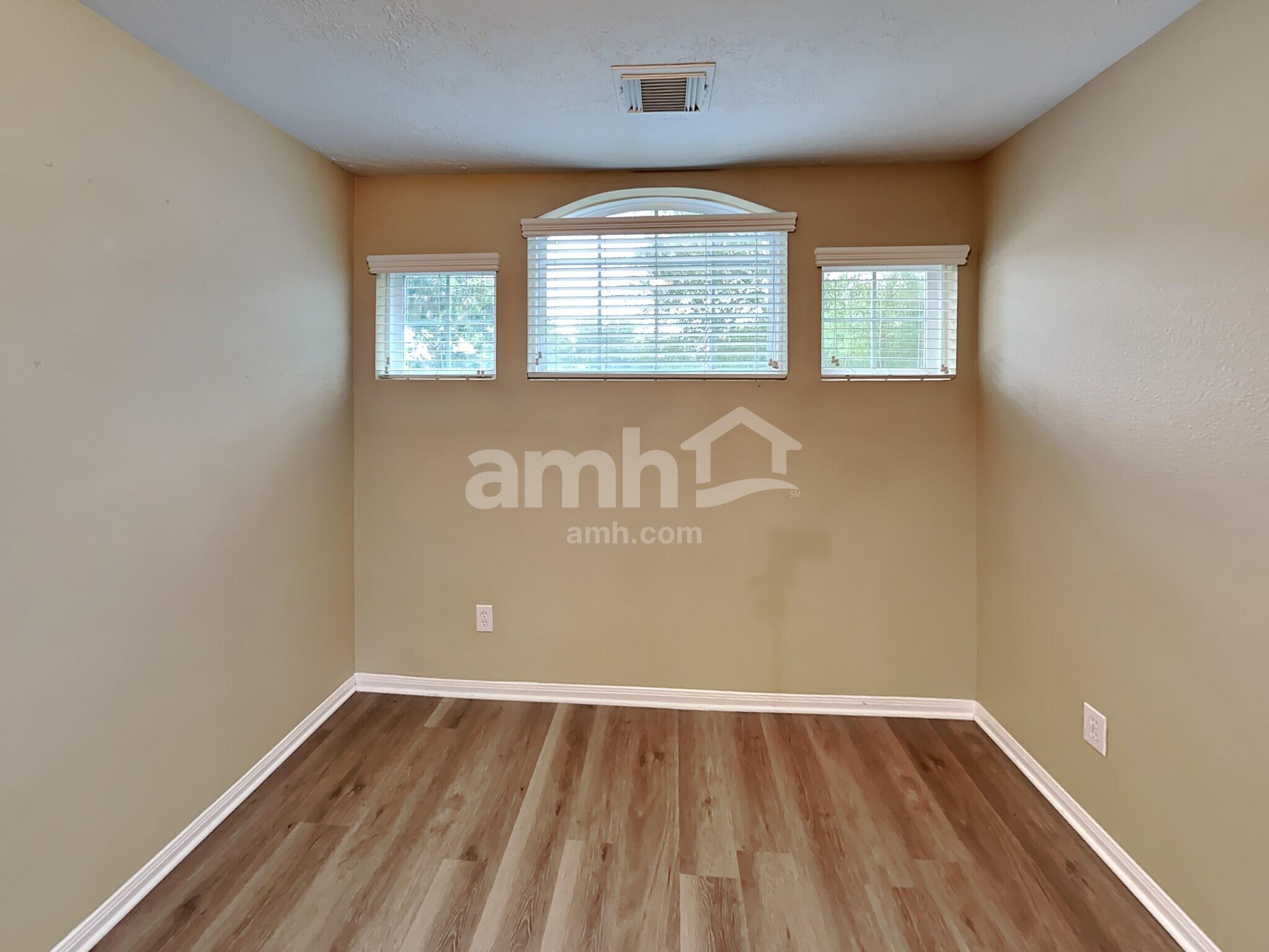 Building Photo - 5718 Emerald Brook Ln