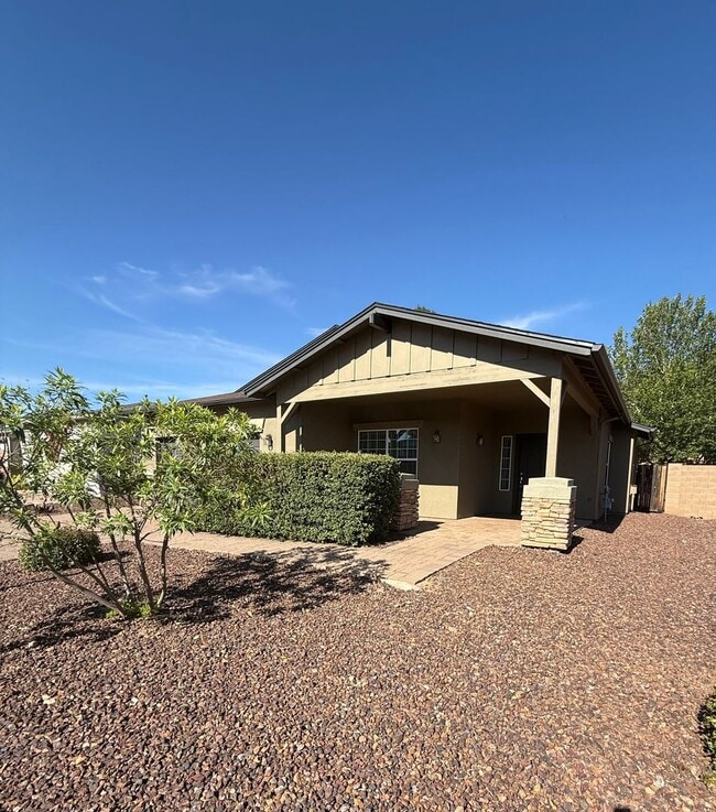 Building Photo - MOVE-IN SPECIAL in Quailwood