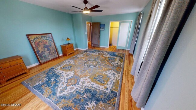 Building Photo - 425 Wisteria Rd