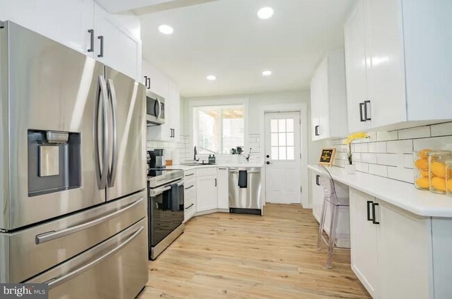 Building Photo - 1125 Washington Blvd