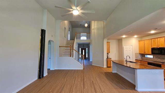 Building Photo - 5236 Hilcroft Rd