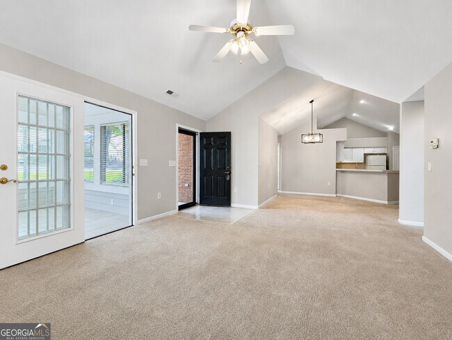 Building Photo - 3057 Orchard Ridge Cir