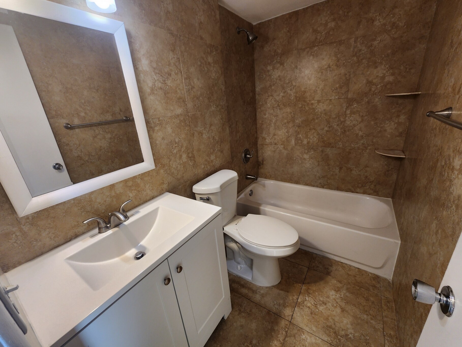 Building Photo - 1878 NE 46th St