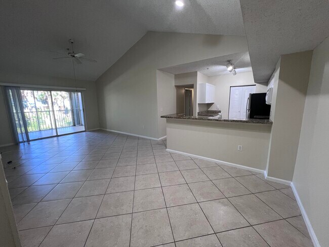 Building Photo - 284 Village Blvd