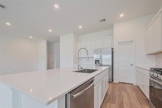 Building Photo - 2120 Toyhill Fls Ln