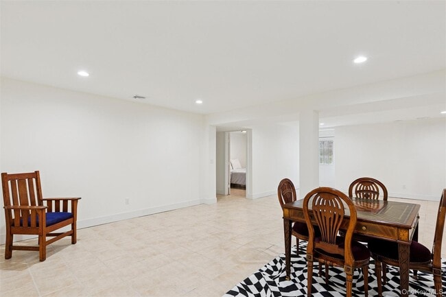 Building Photo - 34 Starboard Rd