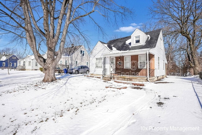 Building Photo - 2204 Sagamore Rd