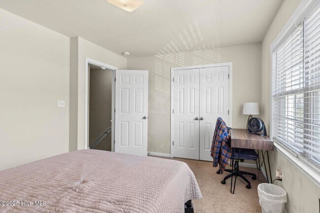 Building Photo - Newly Painted 2 Bed Townhome In Carolina Forest!