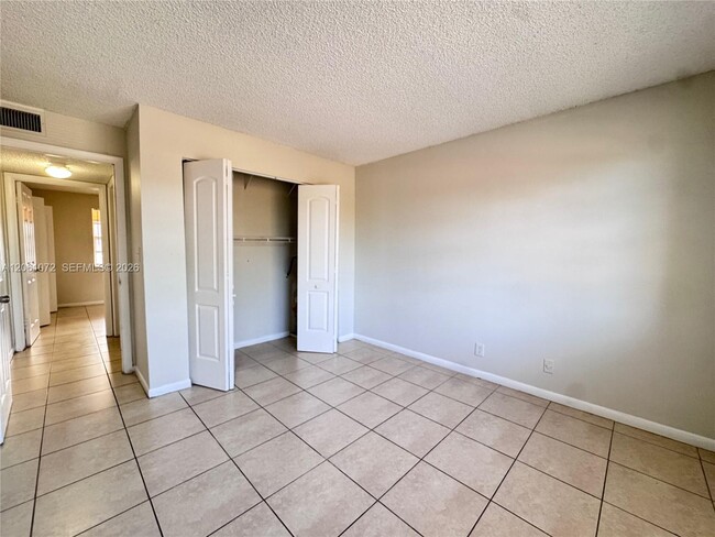 Building Photo - 95 NE 41st St