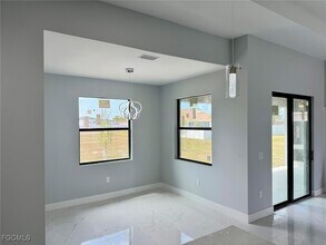 Building Photo - 2012 NW 16th Terrace