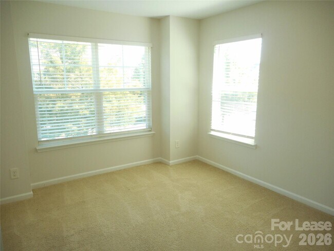 Building Photo - 5522 Harris Cove Dr