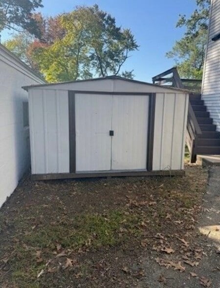 Building Photo - 61 Glenmore St