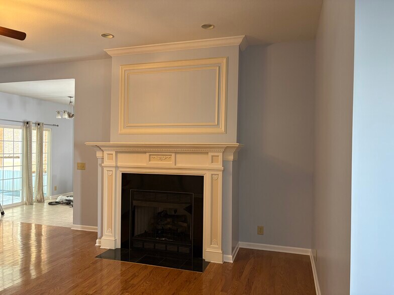 Building Photo - 118 Helen Ct