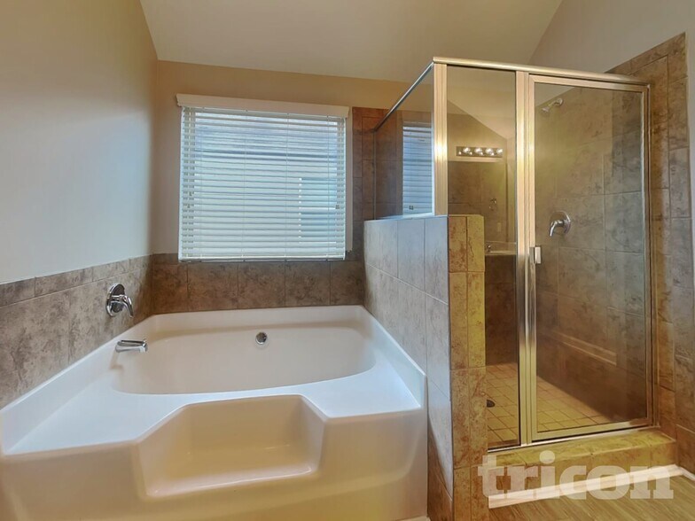 Building Photo - 1308 Worcester Trail