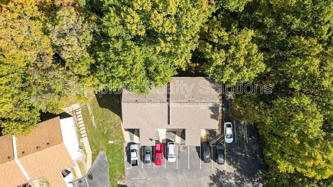 Building Photo - 790 Country Aire Ct