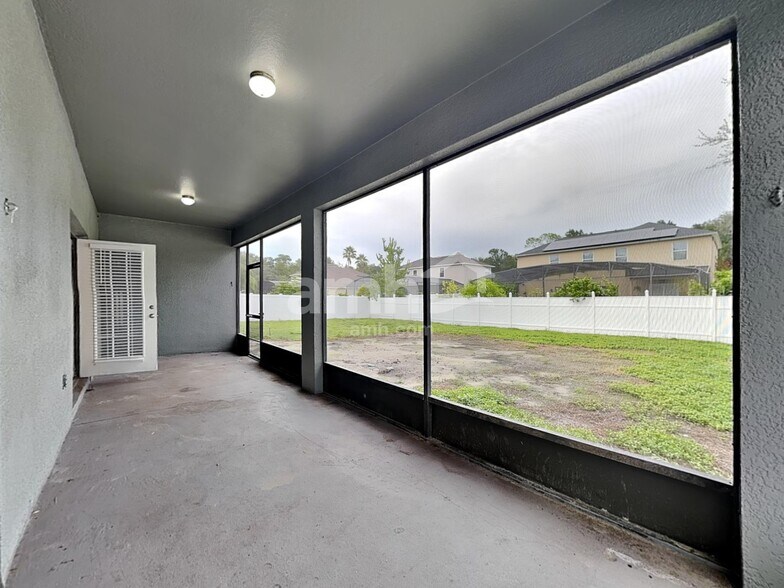 Building Photo - 1658 Silk Tree Cir