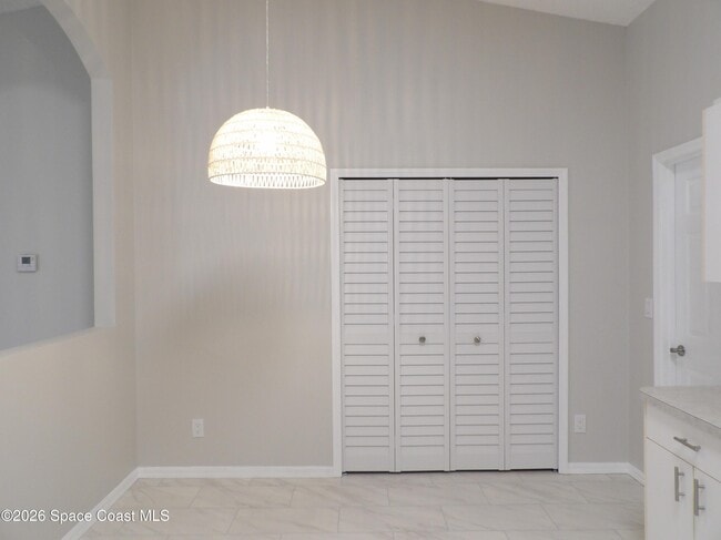 Building Photo - 542 Octavius Rd SW