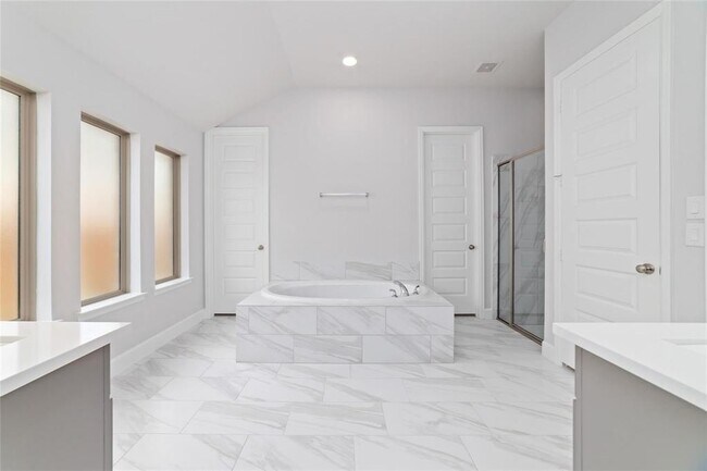 Building Photo - 624 Cape Capri Dr