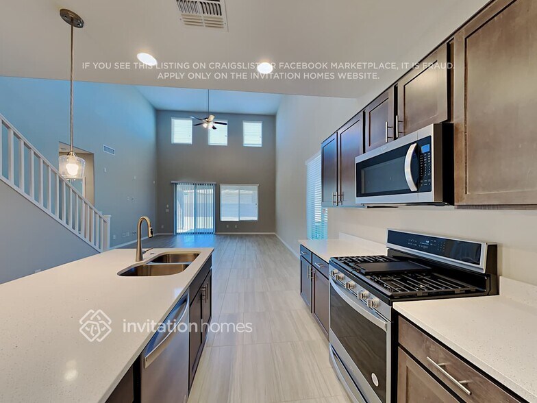 Building Photo - 19762 W Annika Dr