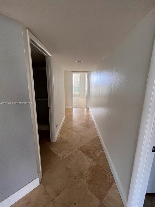 Building Photo - 21055 Yacht Club Dr