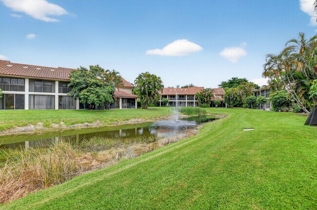 Building Photo - 7773 La Mirada Dr