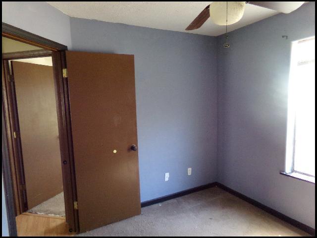 Building Photo - 19 Fox Run Cir