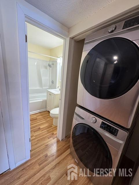 Building Photo - 10 E Knollwood Rd