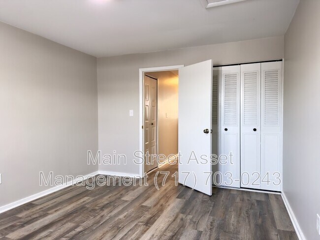 Building Photo - 31 Union St