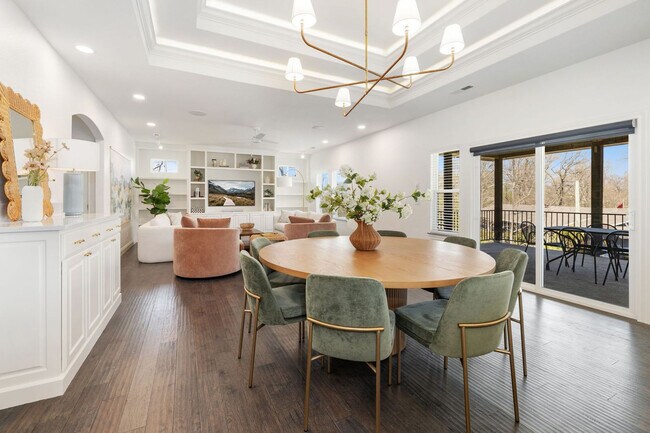 Building Photo - 802 NW D St