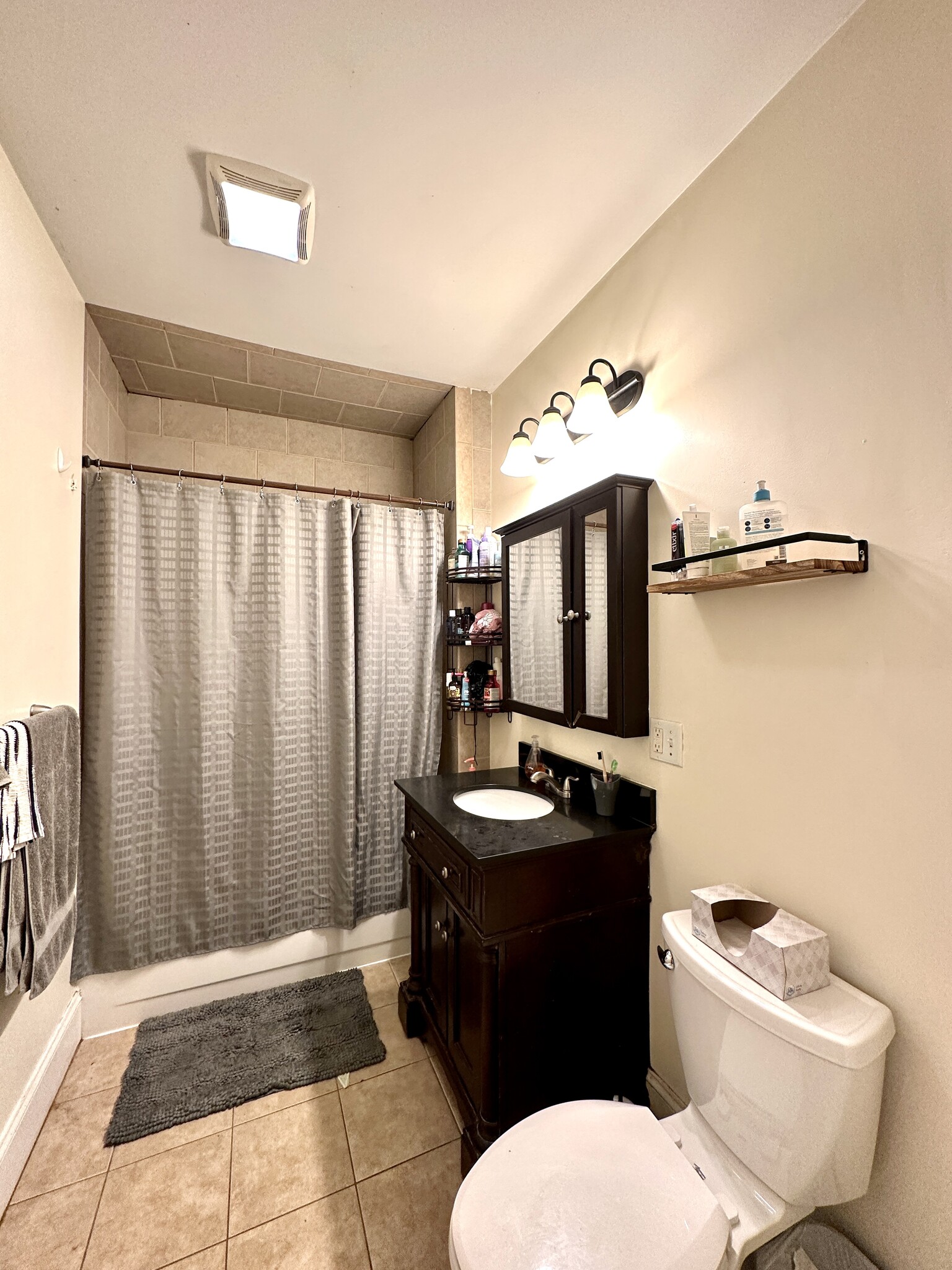 Building Photo - 107 Fisher Ave