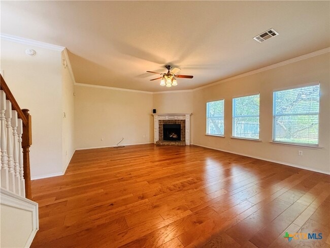 Building Photo - 109 W Great Plains Trail