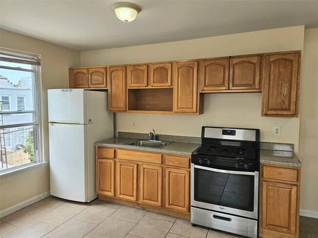 Primary Photo - 78-05 81st St