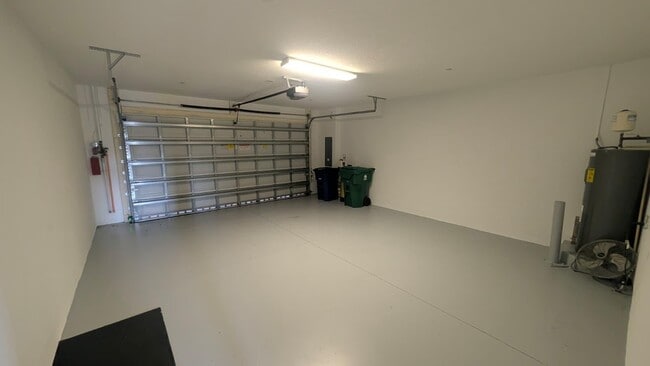 Building Photo - 4153 Cascada Cir